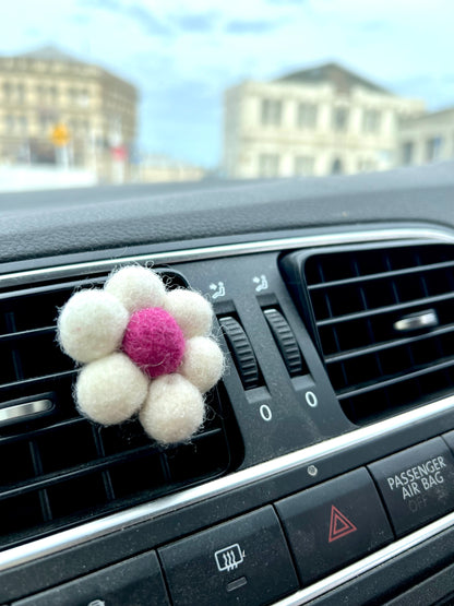 Pink Daisy Car Air Freshener Set - Sea Salt & Orchid