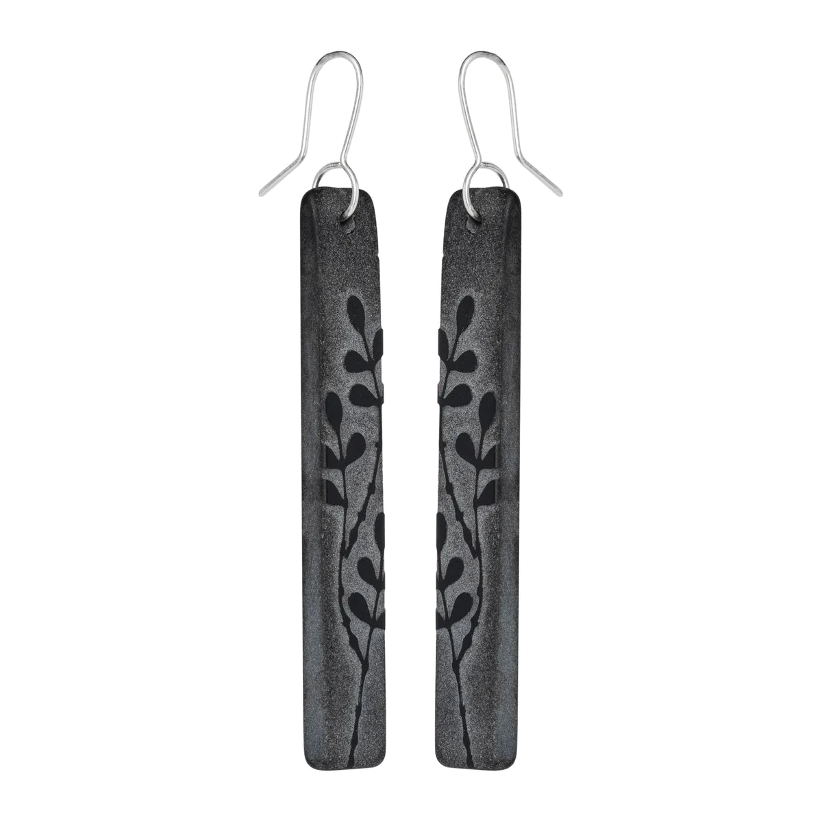 Rātā Vine Drop Earrings - Black