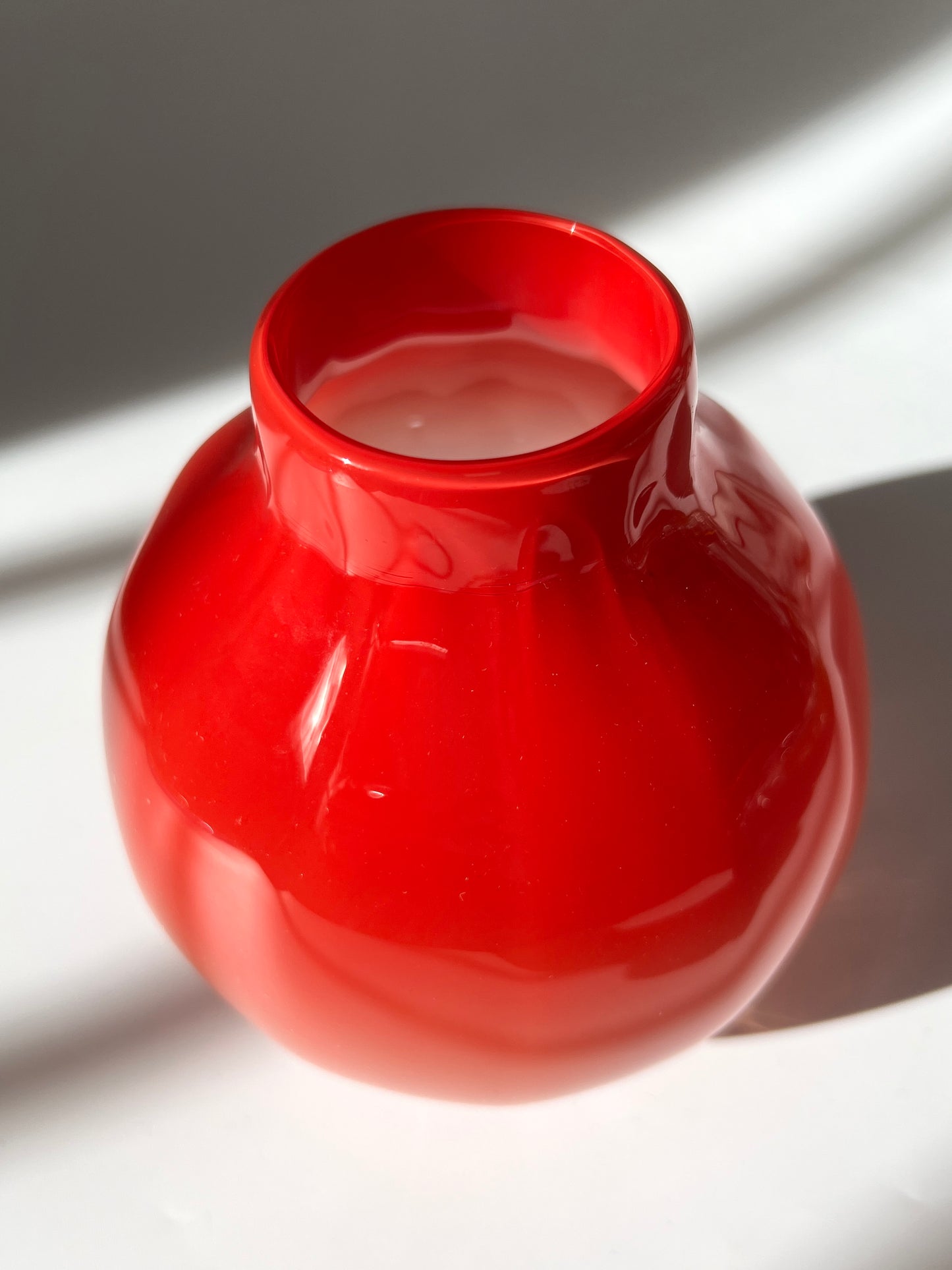 Handblown Glass "Dodici" Vase - Ferrari Red