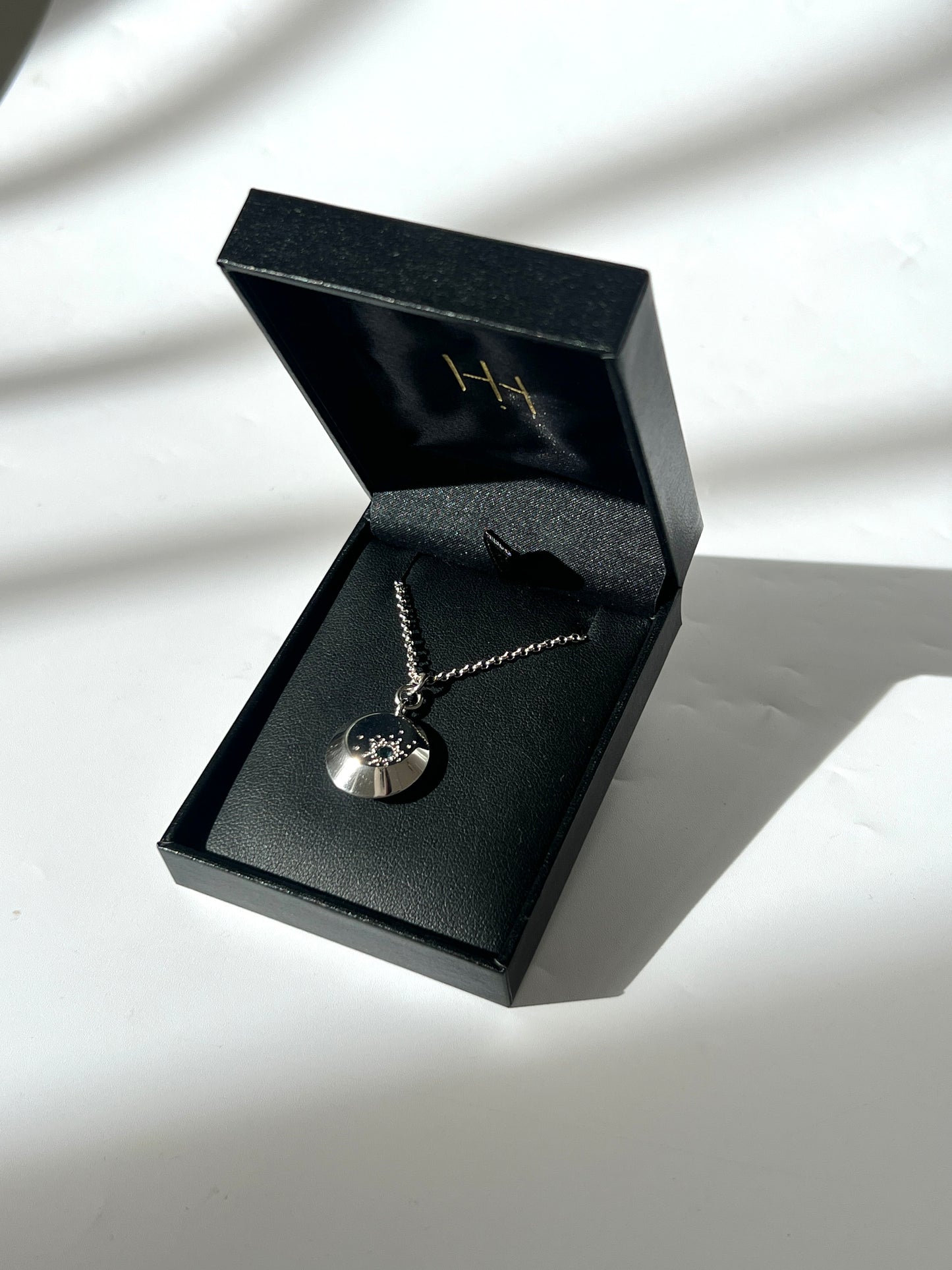 Starburst Profile Pendant Necklace with London Blue Topaz HH052