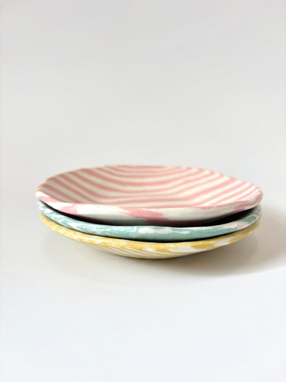Ceramic Nerikomi Flat Dish - Pink Stripe