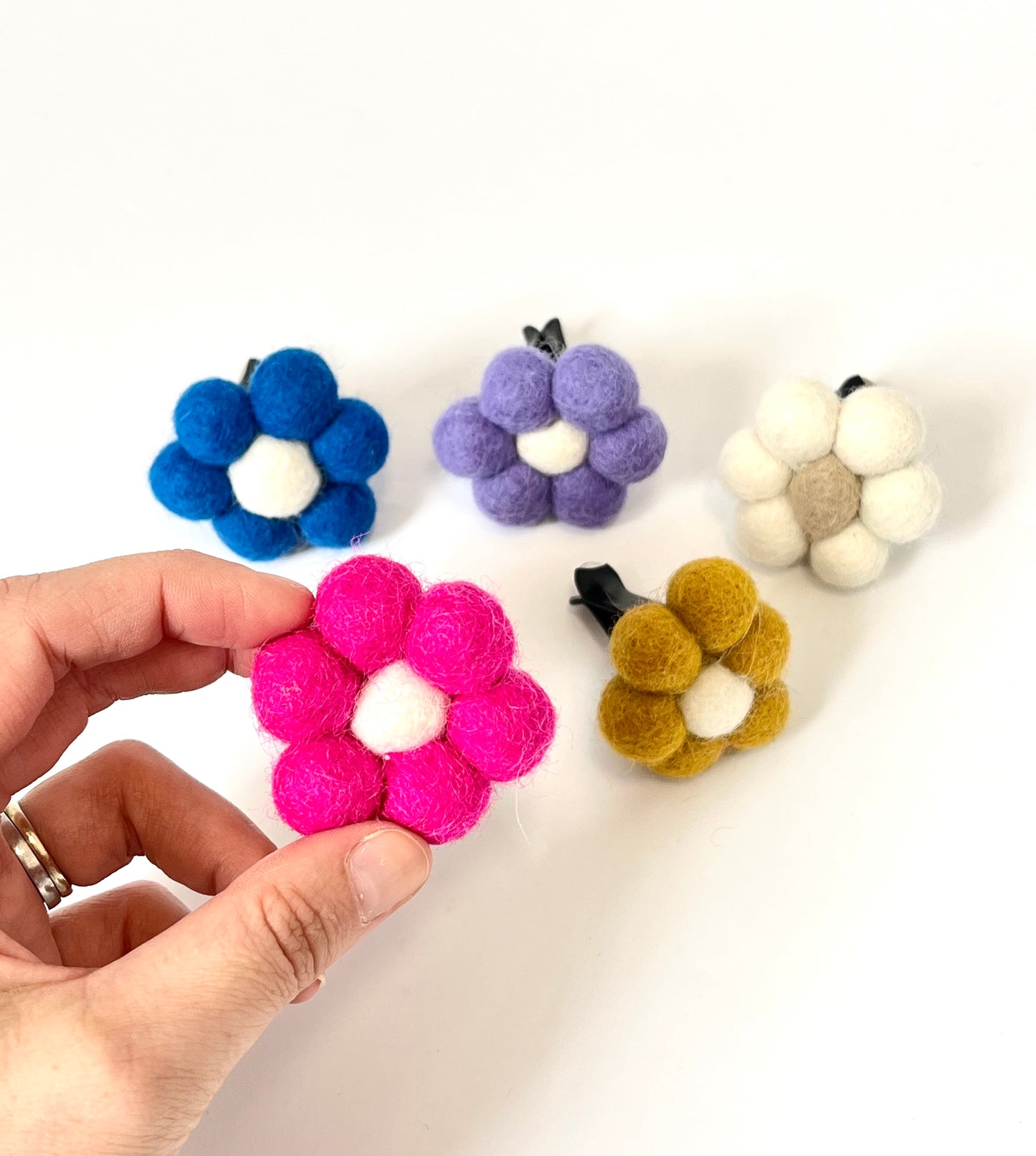 Car Air Freshener Clip - Assorted Daisy clips (no scent)