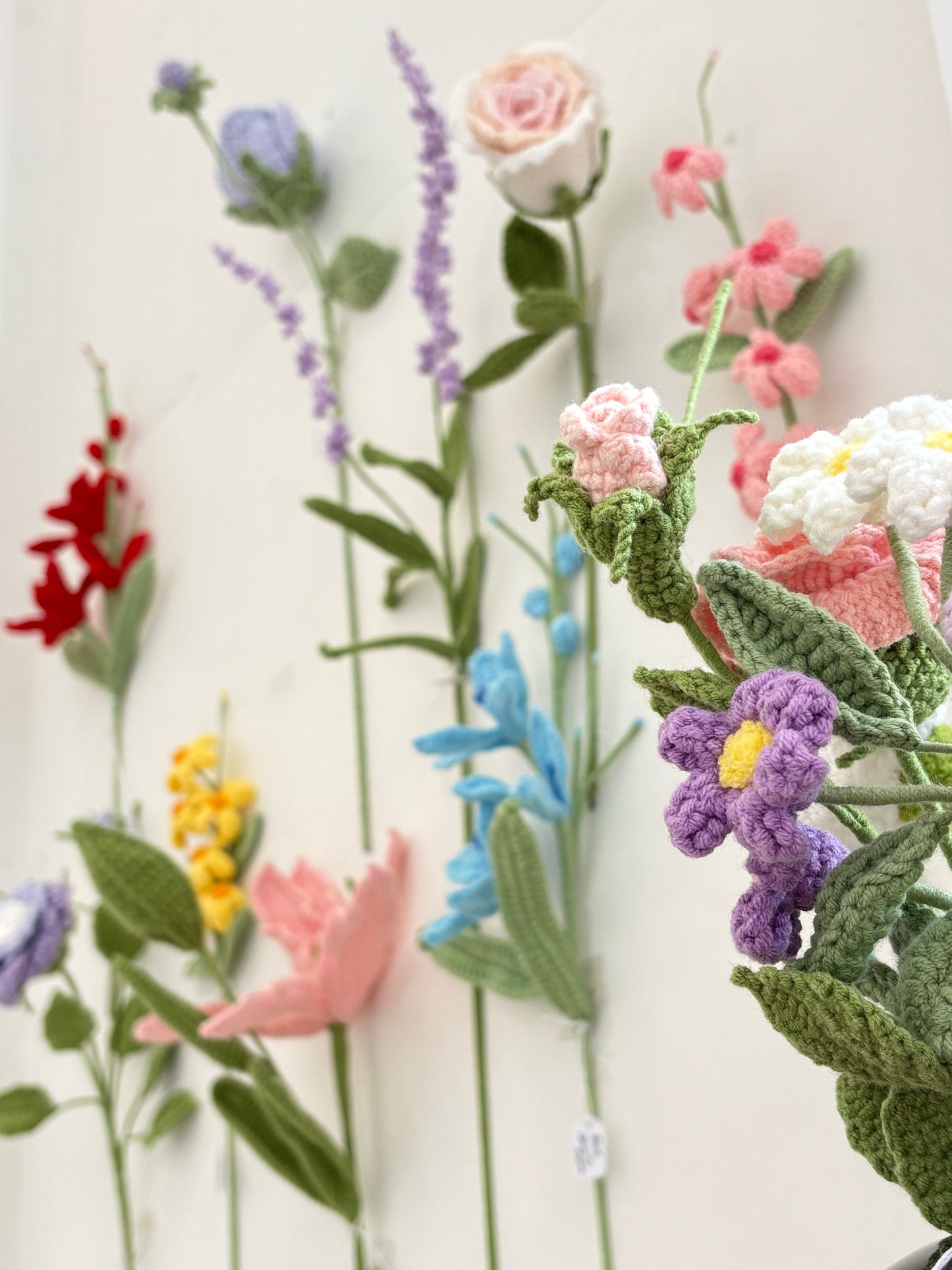 Crochet Orchid Flame - White