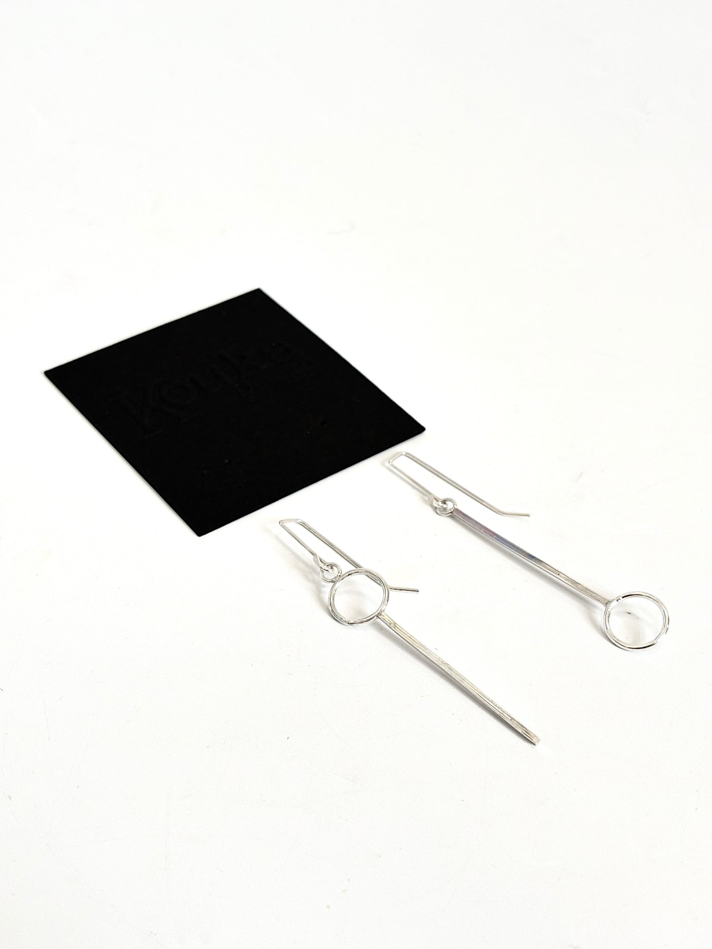 Long Bars with Circle Earrings