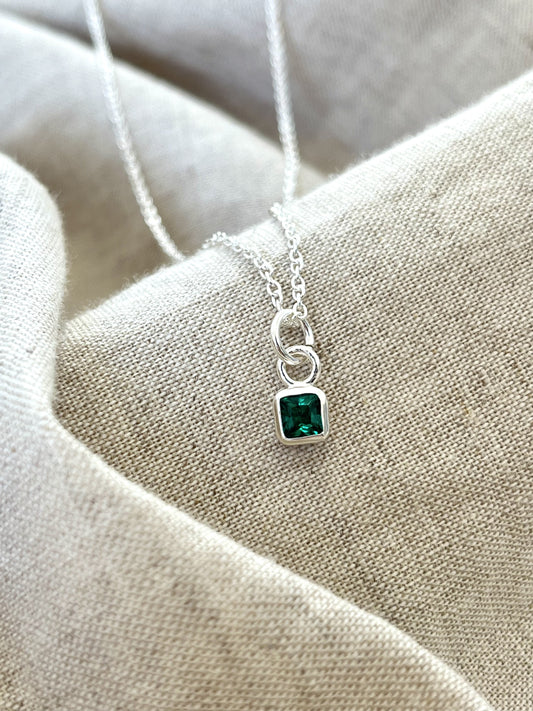 Emerald Gemstone & Silver Necklace - Green
