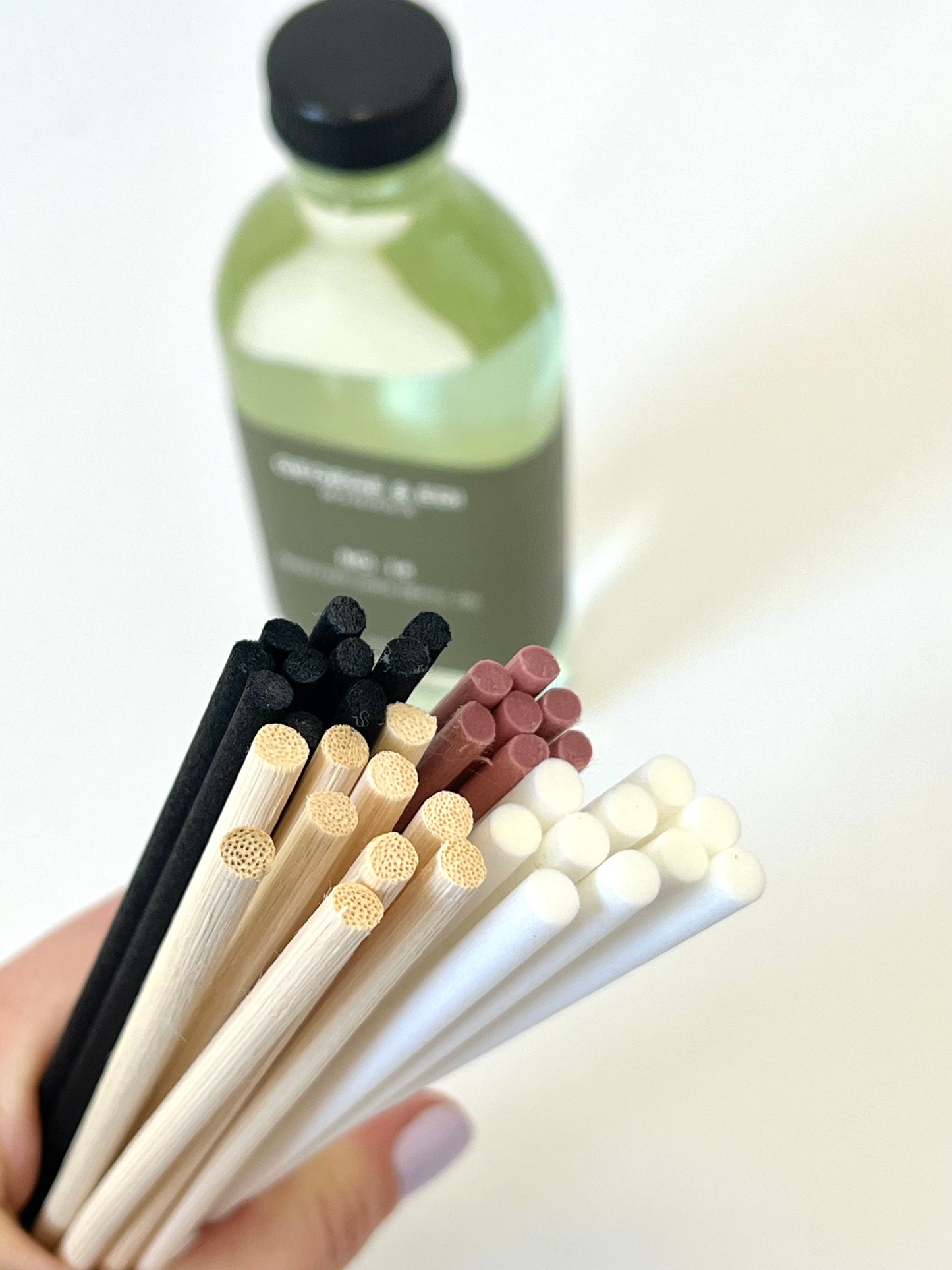 Diffuser Reeds - Bundle of 6 - Black, short