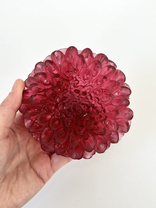 Dahlia in Cast Glass - Gold Ruby