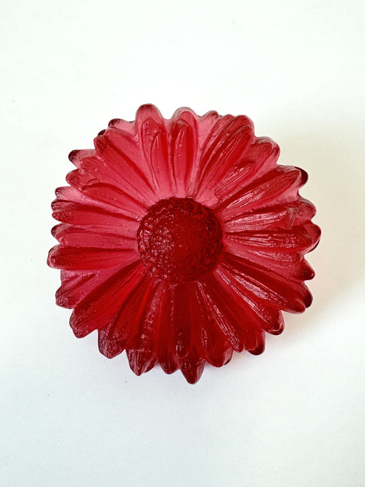 Cast Glass Marguerite Flower - Gold Ruby - Garden Path Series