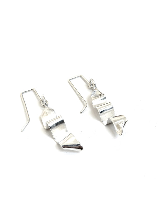 Silver Ribbon Earrings 4.8 cm - inc exclusive