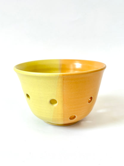 *Exclusive* Two-Toned Berry Bowl - Lemon / Peach