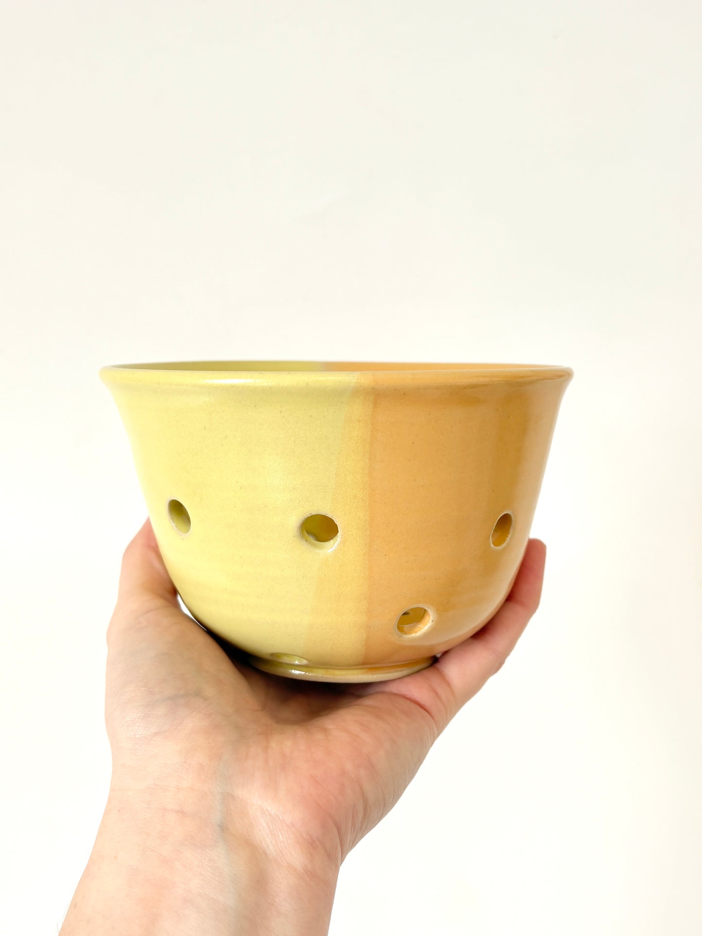 *Exclusive* Two-Toned Berry Bowl - Lemon / Peach