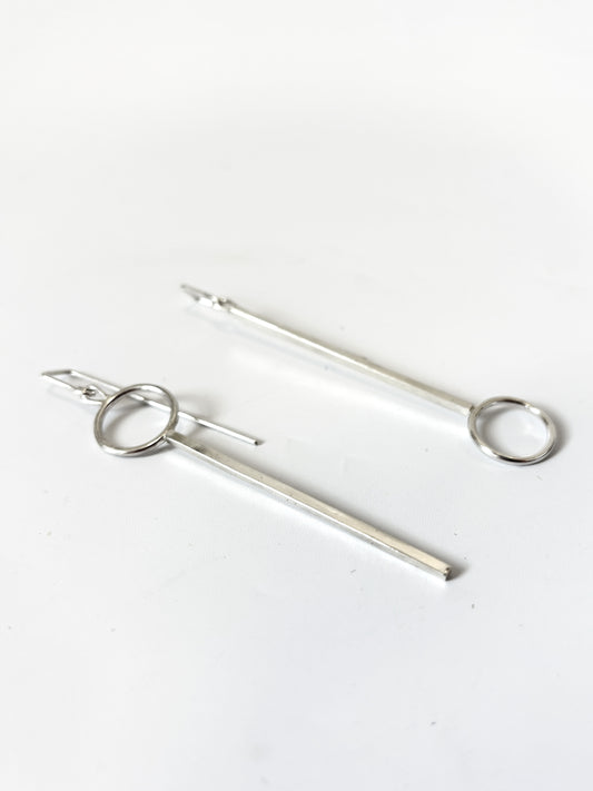 Long Bar with Circle Earrings