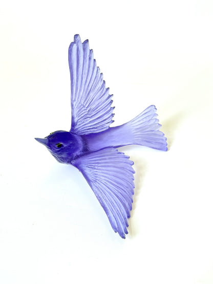 Silvereye / Tauhou - Hyacinth - Glass artwork by Luke Jacomb