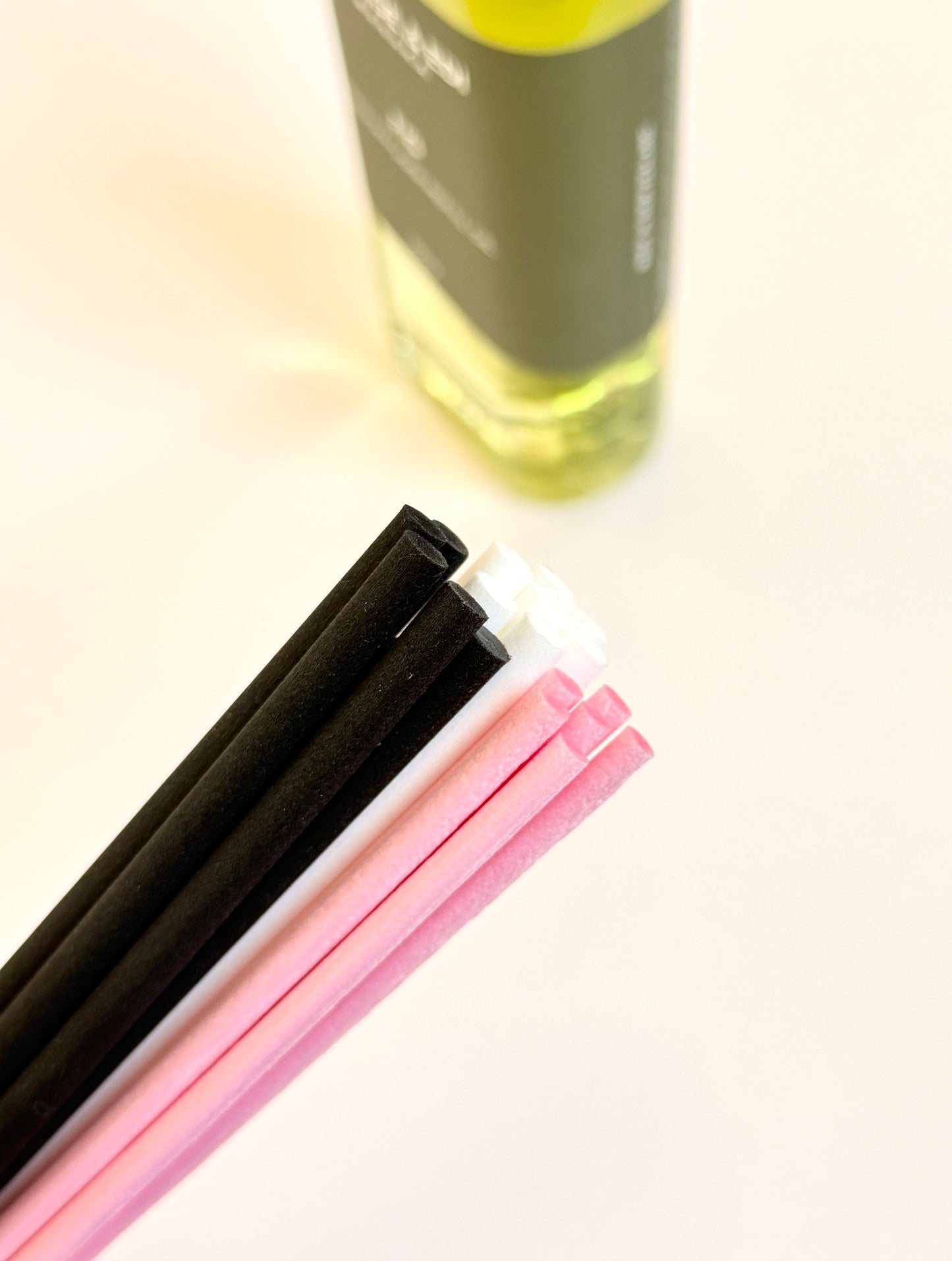 Diffuser Reeds - Bundle of 6 - Pink, Short