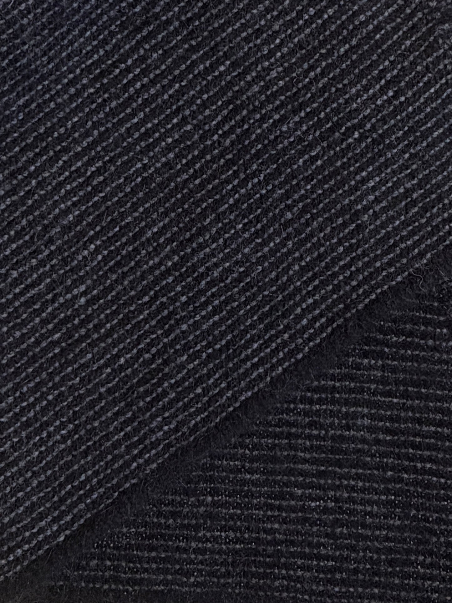 Bias Scarf Possum Merino - Black / Charcoal