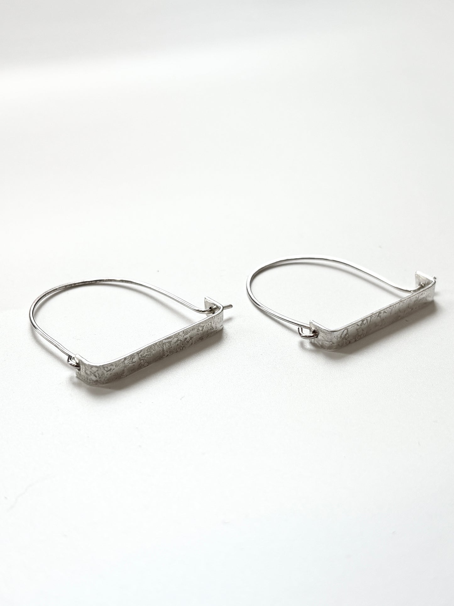 Stirup Type Earrings