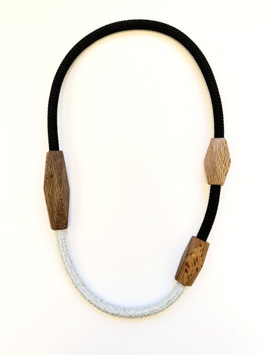 Native Timber Rewarewa Long Chunky Necklace - black, silver