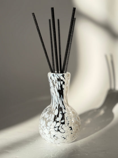 Handblown Glass Diffuser Vase - Speckled white