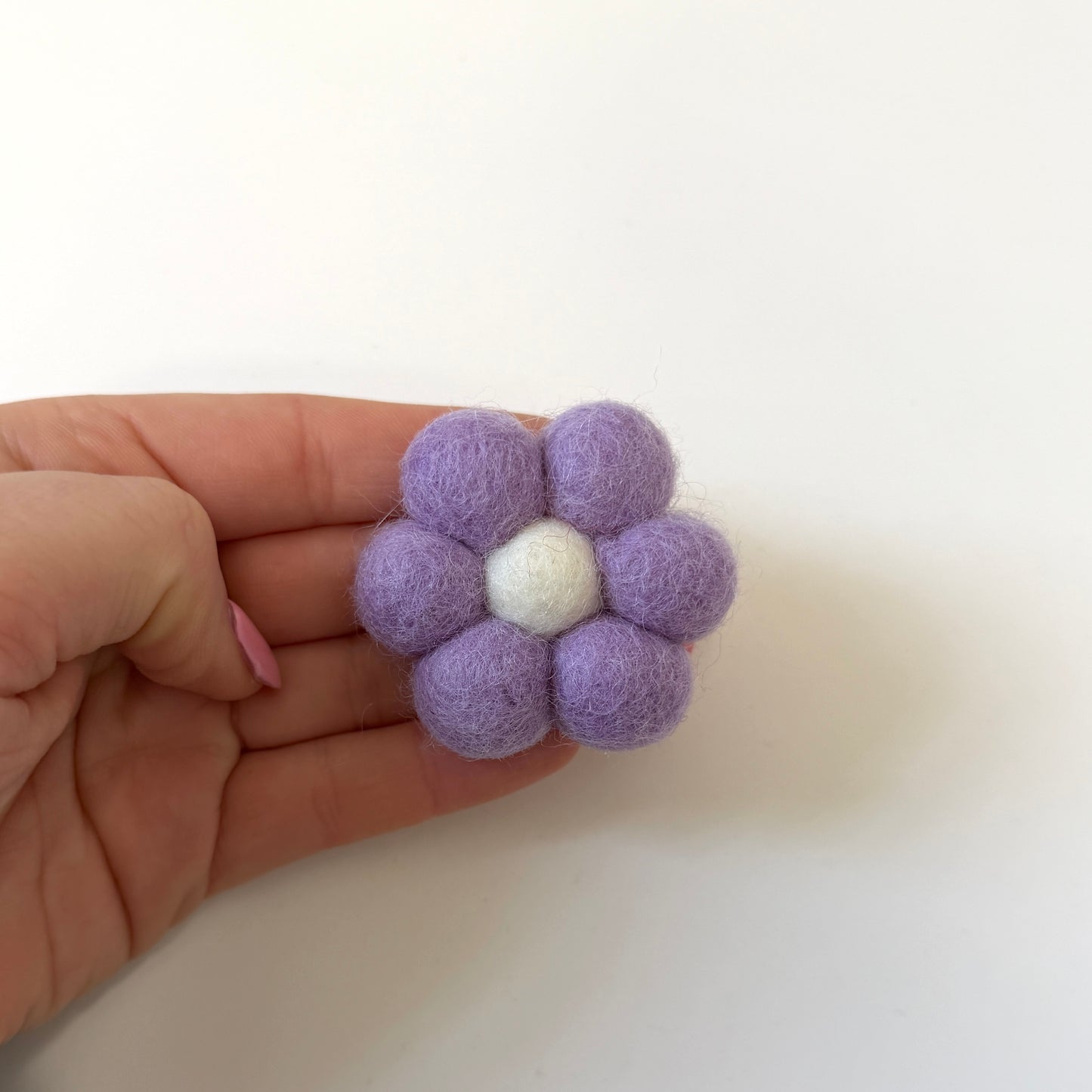 Daisy Flower Felted Wool Brooch - choose colour!