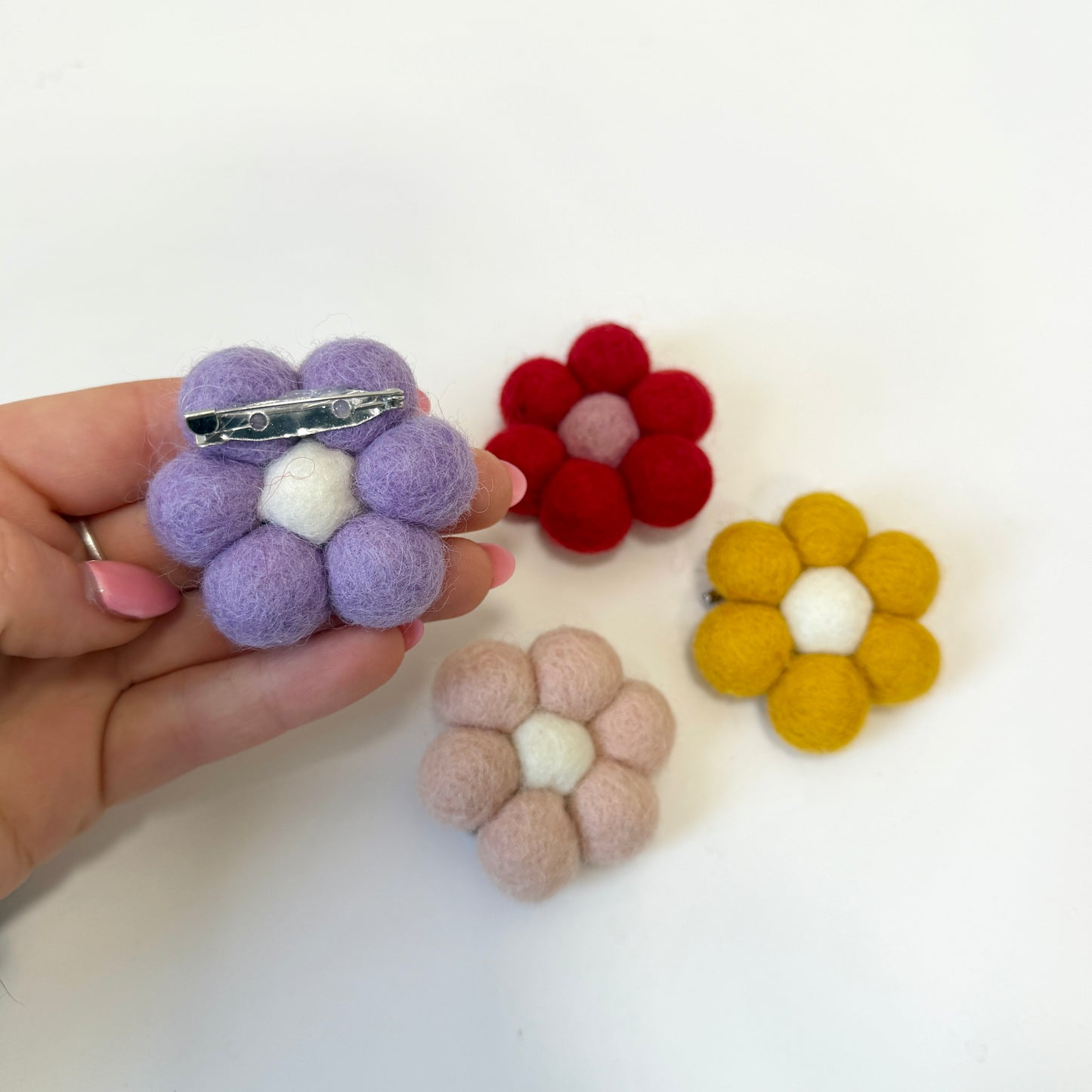 Daisy Flower Felted Wool Brooch - choose colour!