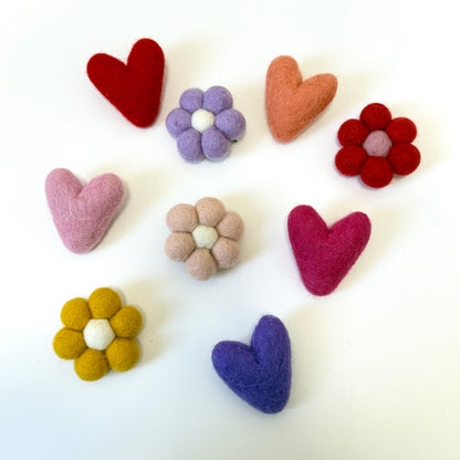 Daisy Flower Felted Wool Brooch - choose colour!