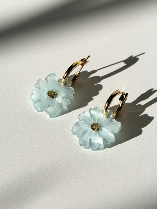 Wildflower Earrings - Ice blue