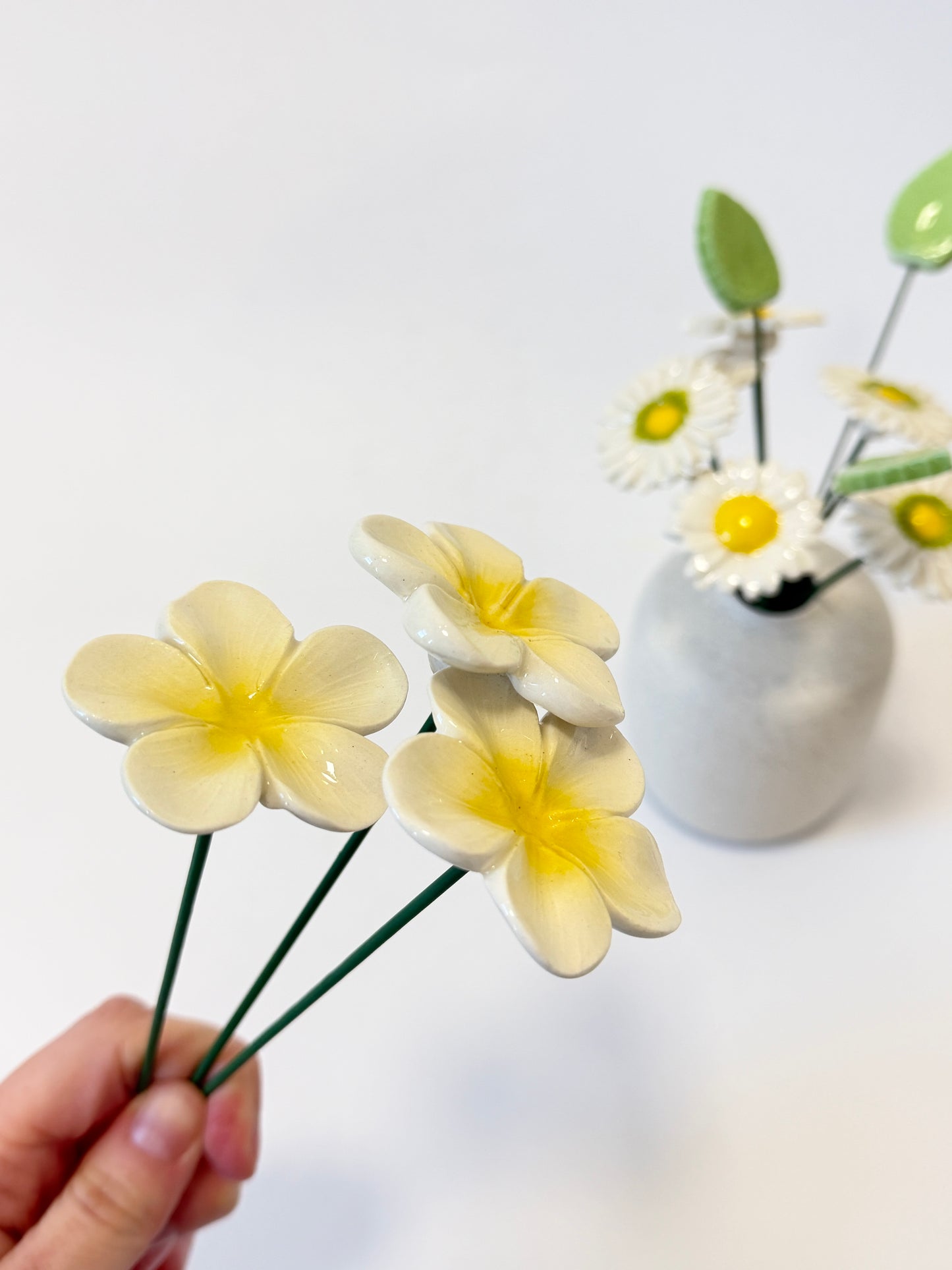 Frangipani – Ceramic Flower for bud vase