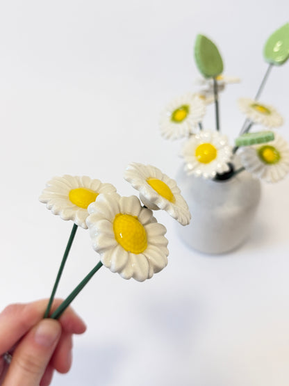 White Daisy – Ceramic Flower
