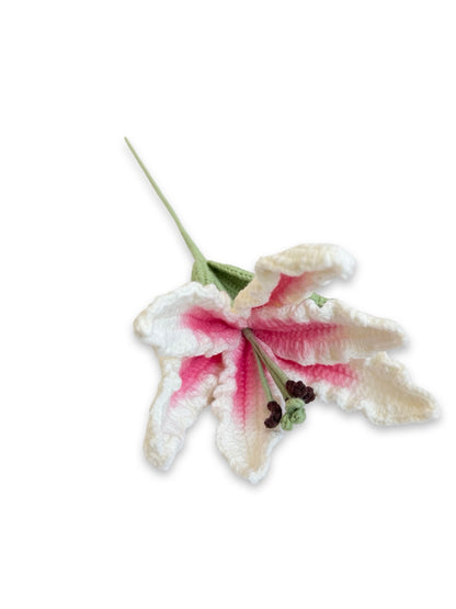 Crochet Lily - White with Pink Centre