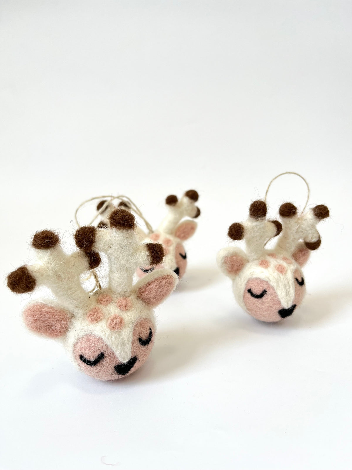 Reindeer Head Decoration - White