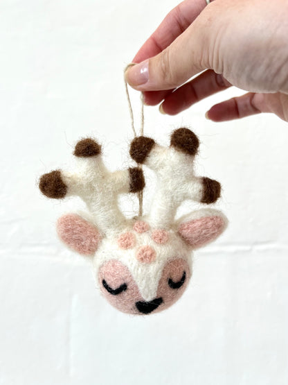 Reindeer Head Decoration - White
