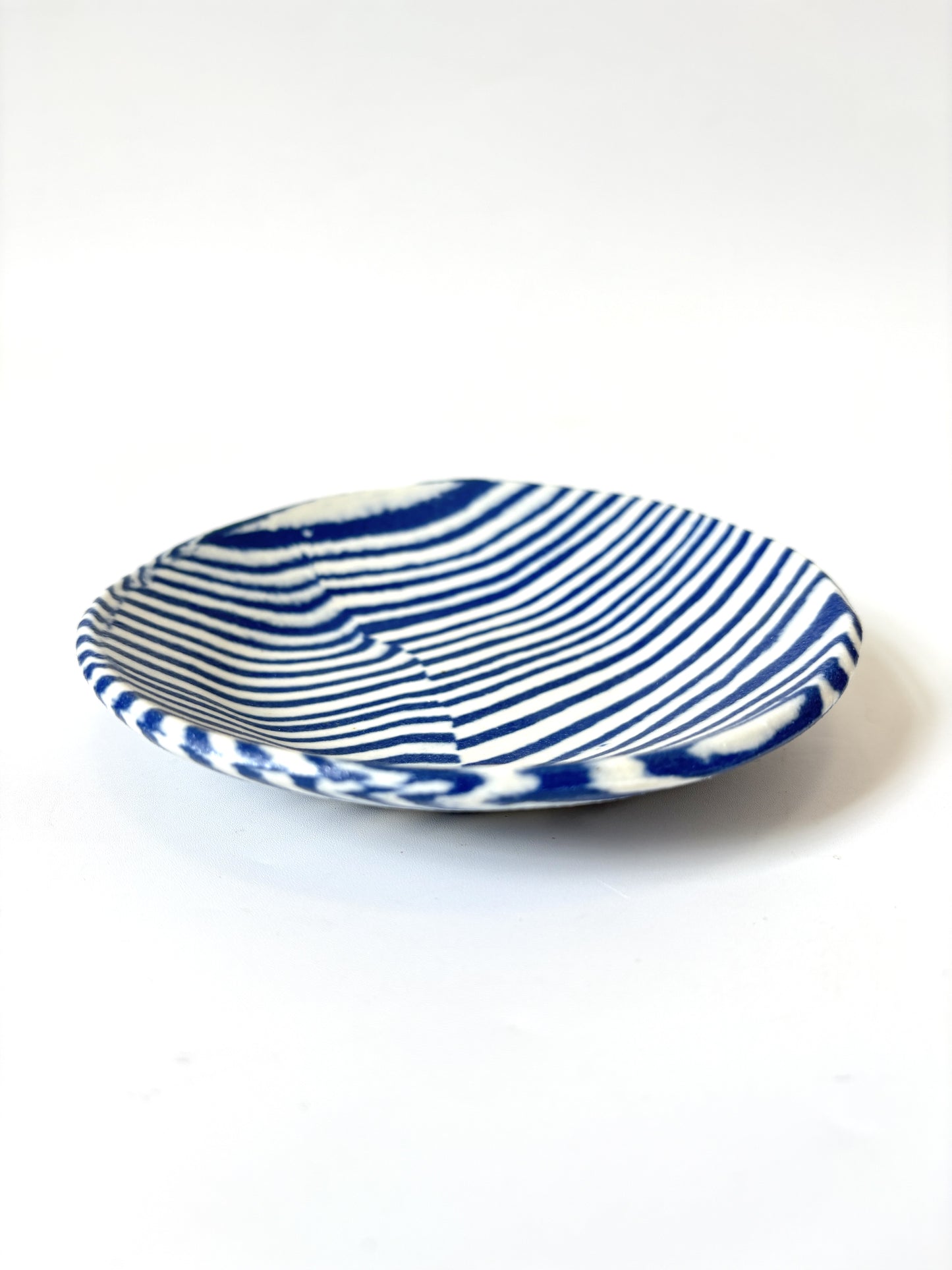Ceramic Nerikomi Flat Dish - Dark Blue Stripe