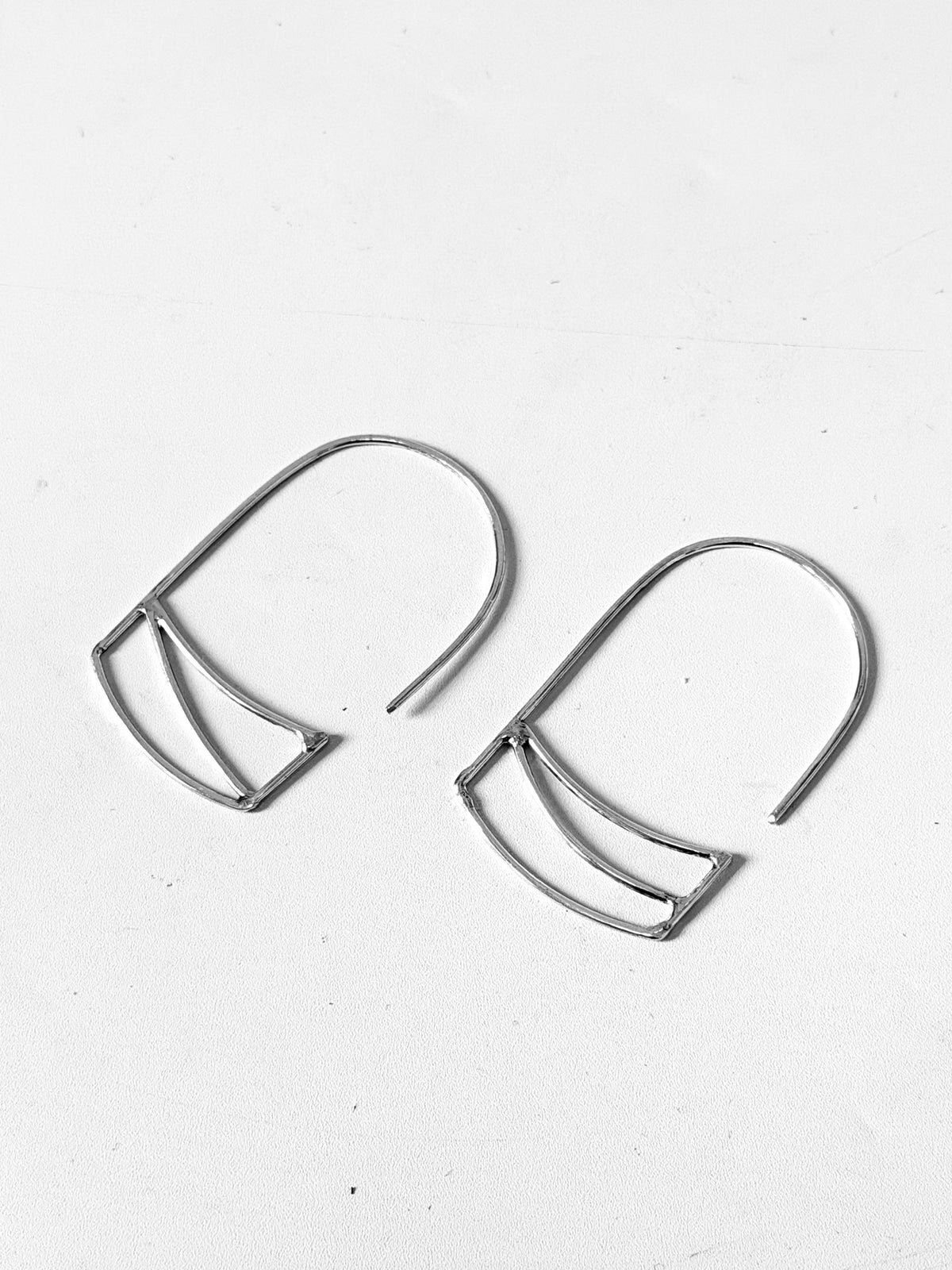 Threader earrings with Lines - Stirling Silver earrings by Kouka Design