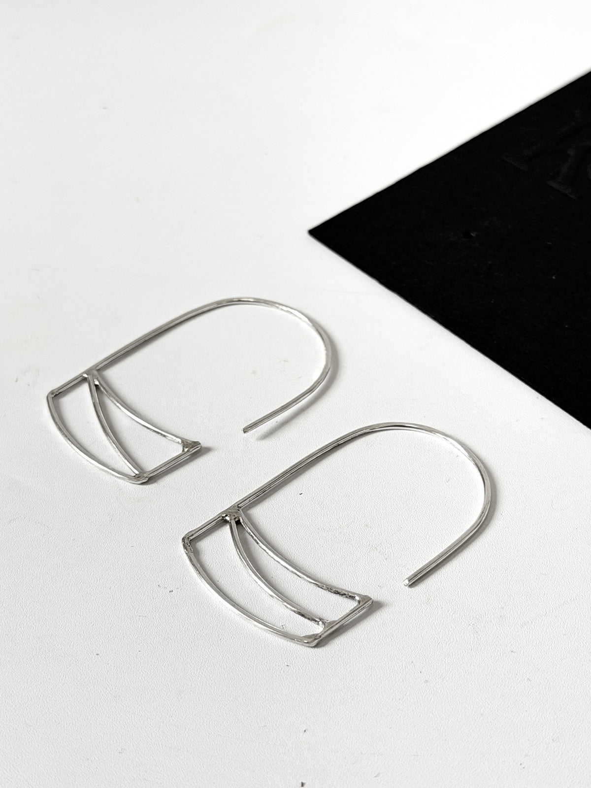 Threader earrings with Lines - Stirling Silver earrings by Kouka Design