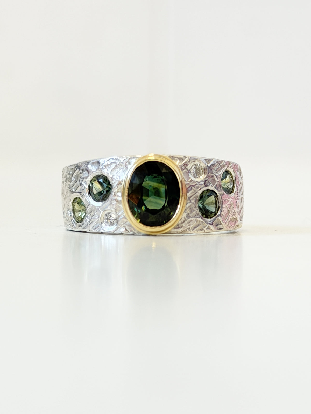 Green Sapphire and Diamond Ring, Stirling Silver with 18ct gold setting (Ci.3)
