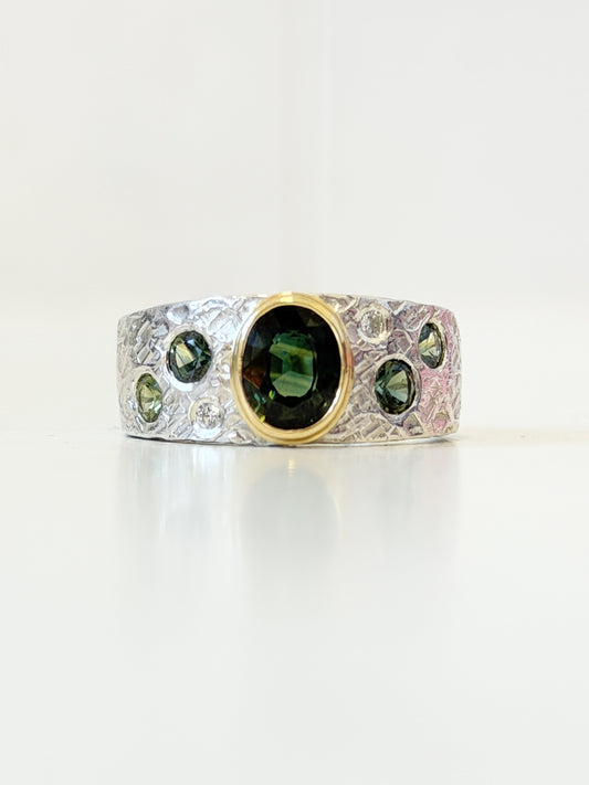 Green Sapphire and Diamond Ring, Stirling Silver with 18ct gold setting (Ci.3)