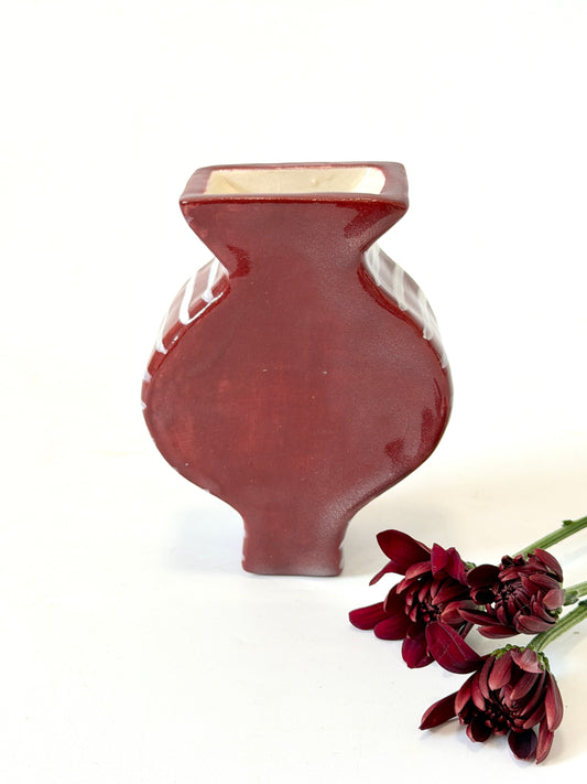 Small Burgundy Vase with white Stripes by Formantics