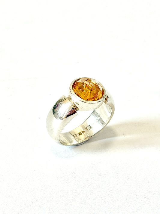 Golden Topaz and Stirling Silver ring by Idour (CI.6)
