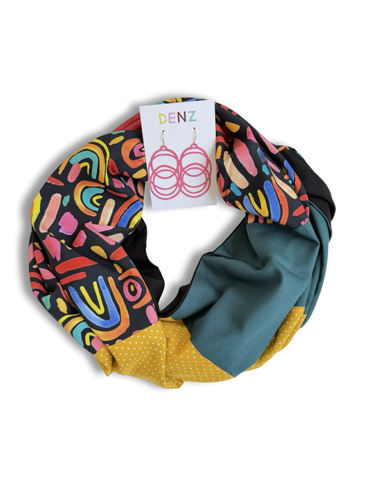 Infinity Scarf - Vibrant Rainbow / Black