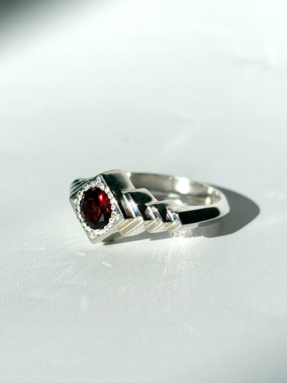 Temple Ring, Sterling Silver & Garnet: Size Q 3/4