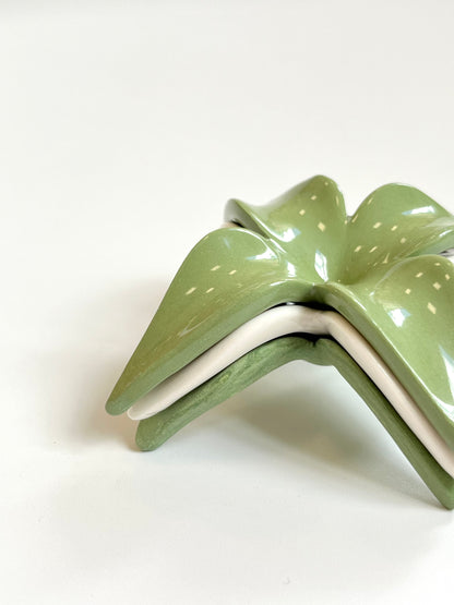 Ceramic Abelia Ornament - Gloss Green