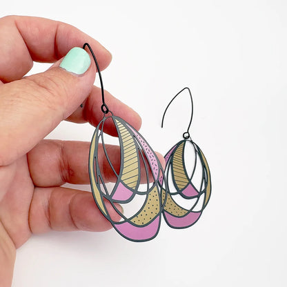 Art School Drop Out earrings in Pink and orange