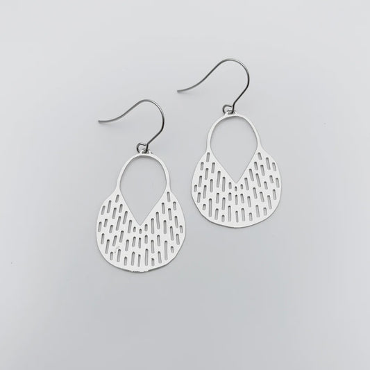 Mini Callisia Earrings in Silver