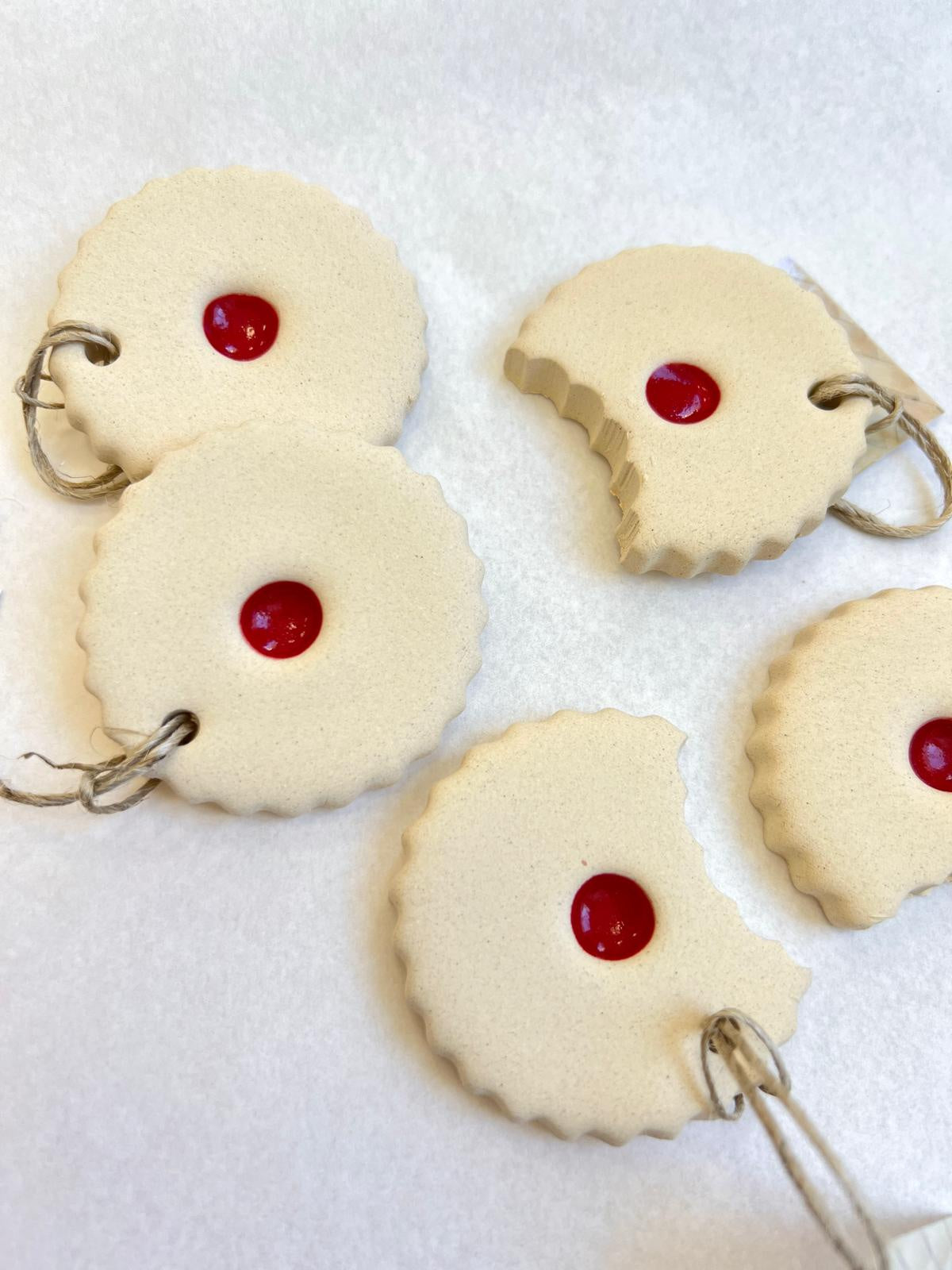 Ceramic Shrewsbury Biscuit Decoration