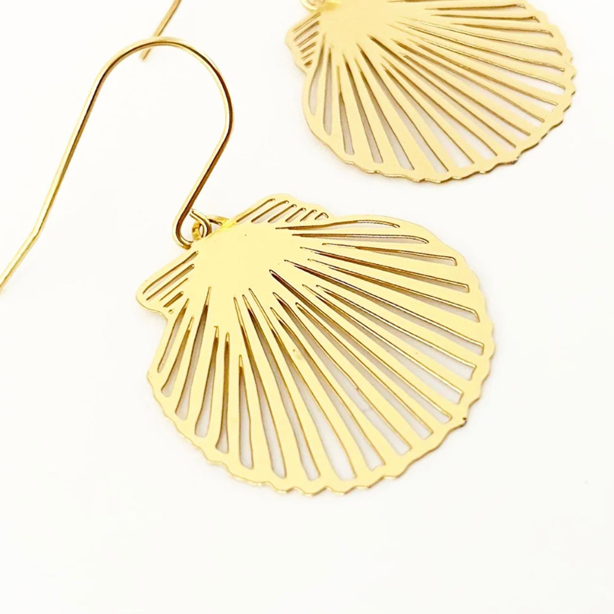 Mini Shell Dangle Earrings in Gold