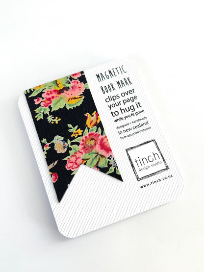Magnetic Bookmark - Black Floral
