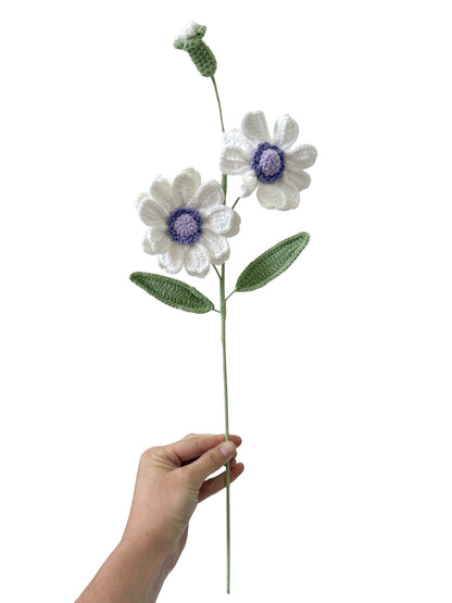 Crocheted Zinnia - White with Purple Centre