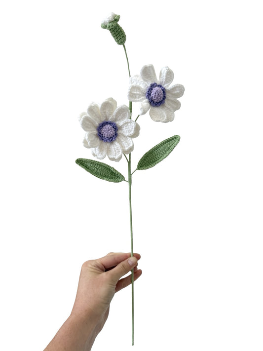 Crocheted Zinnia - White with Purple Centre