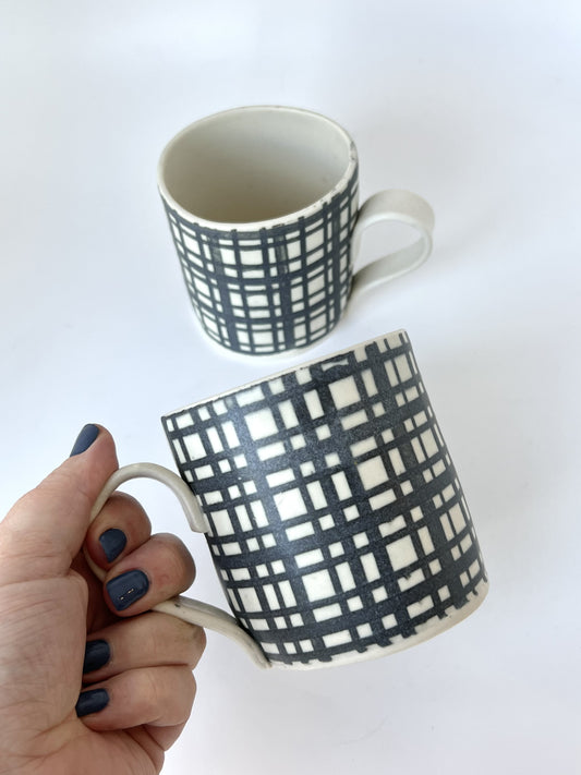 Ceramic Nerikomi Mug - Large - Tartan White with Black