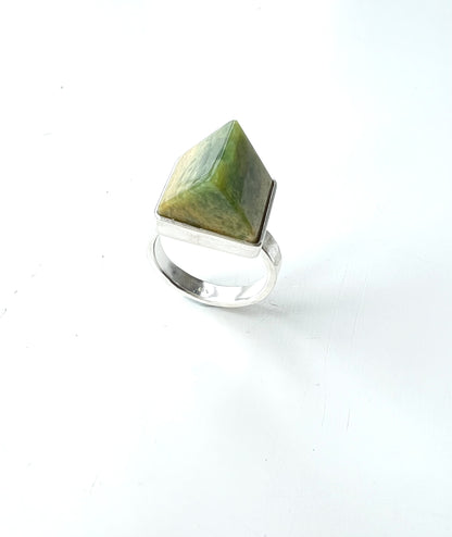 Jade & Sterling Silver Ring: Te Whare (RI-WH1)